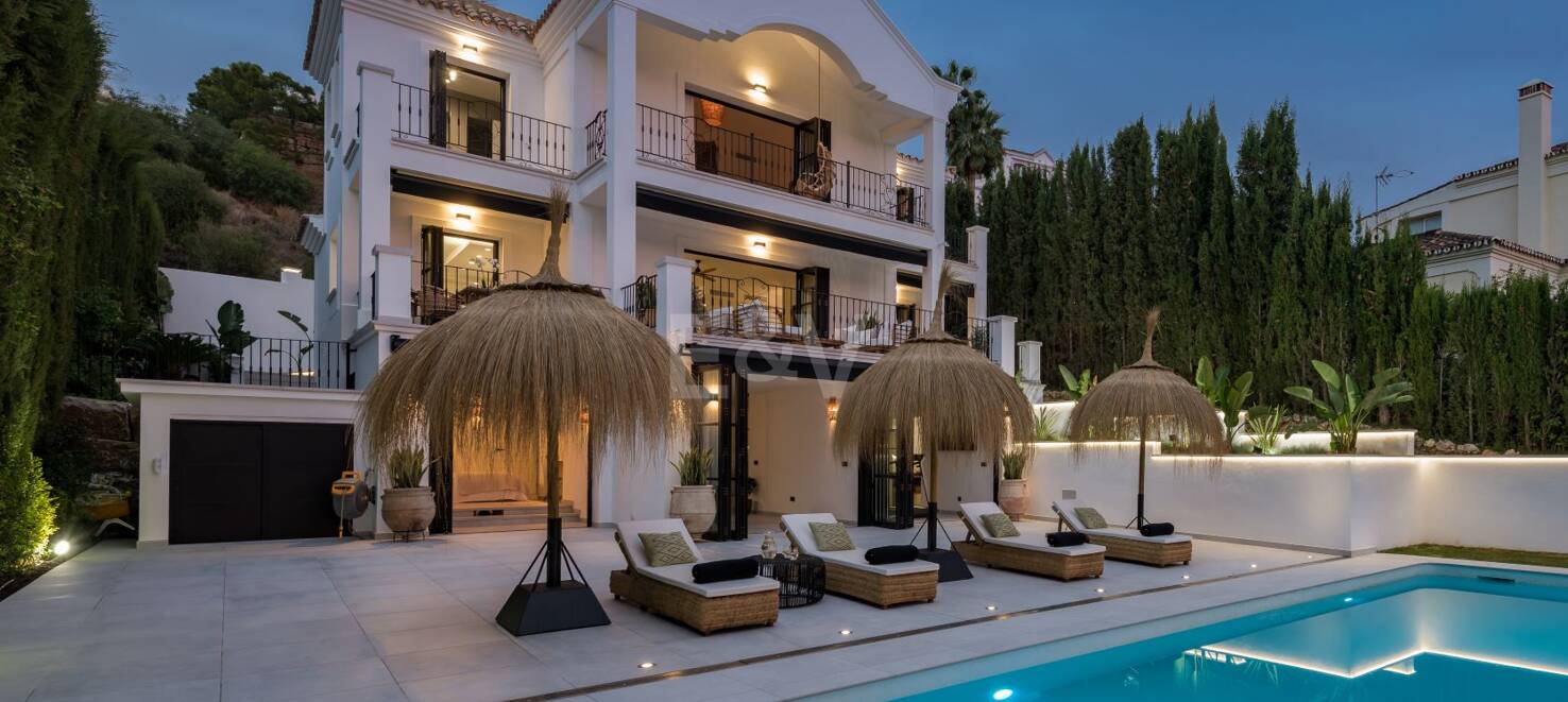Lyxvilla i Puerto del Capitán, Los Arqueros med utsikt över bergen