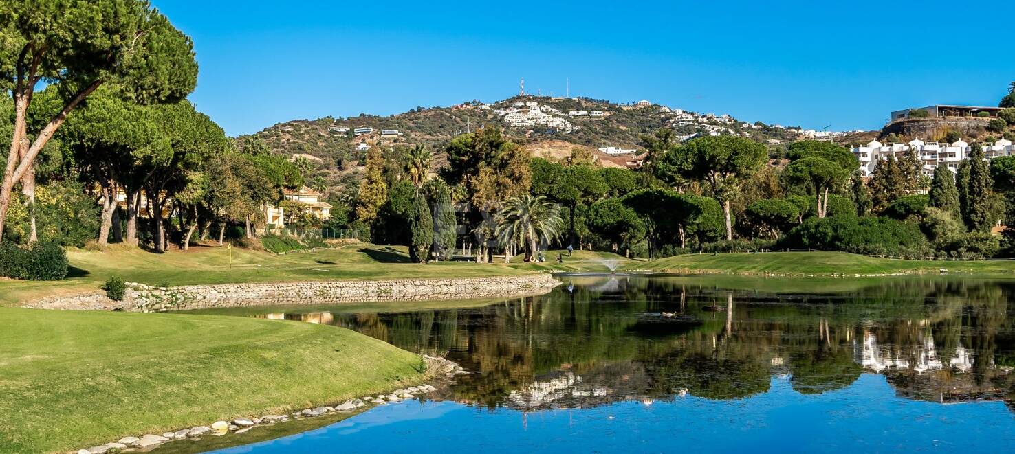 Lyxlägenhet redo nu i Santa Clara Golfs finaste utveckling