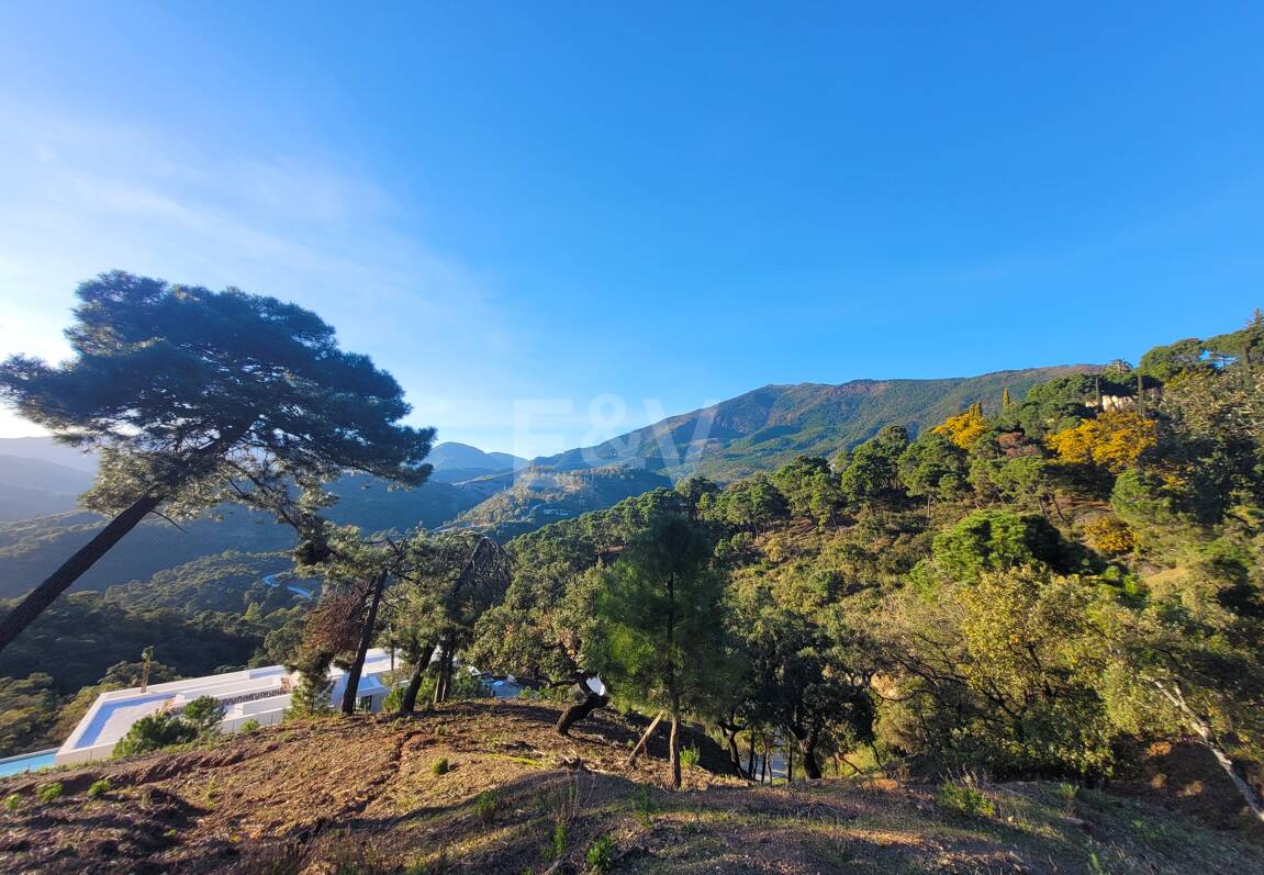 Exclusive Plot w La Zagaleta z oszałamiającymi widokami