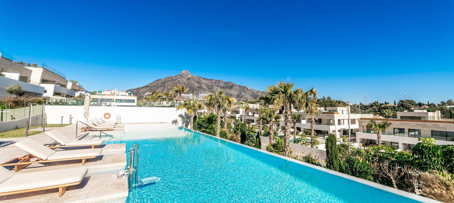 Ett Fendi-Designed Lyxmästerverk på Marbellas exklusiva gyllene mil