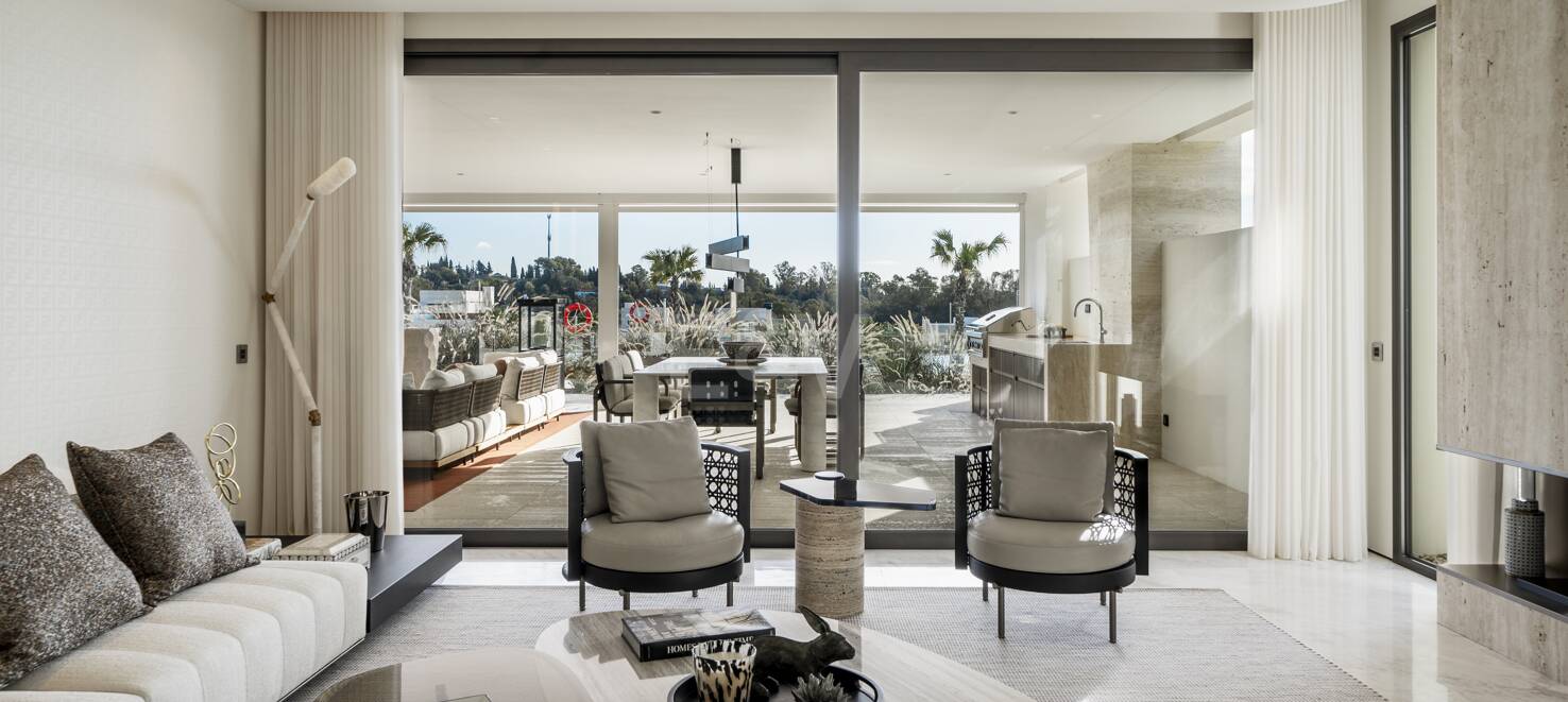 Ett Fendi-Designed Lyxmästerverk på Marbellas exklusiva gyllene mil