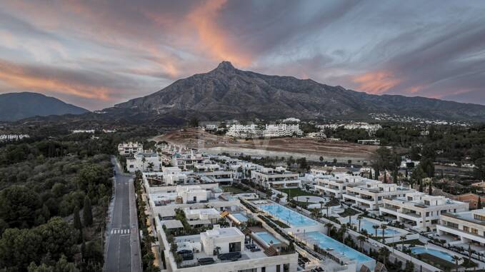 A Fendi-Designed Luxury Masterpiece on Marbella's Exclusive Golden Mile