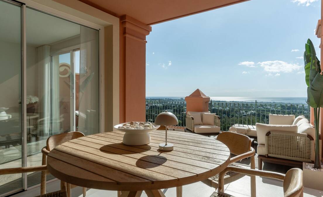 Moderno dúplex de estilo escandinavo con vistas al mar en La Quinta