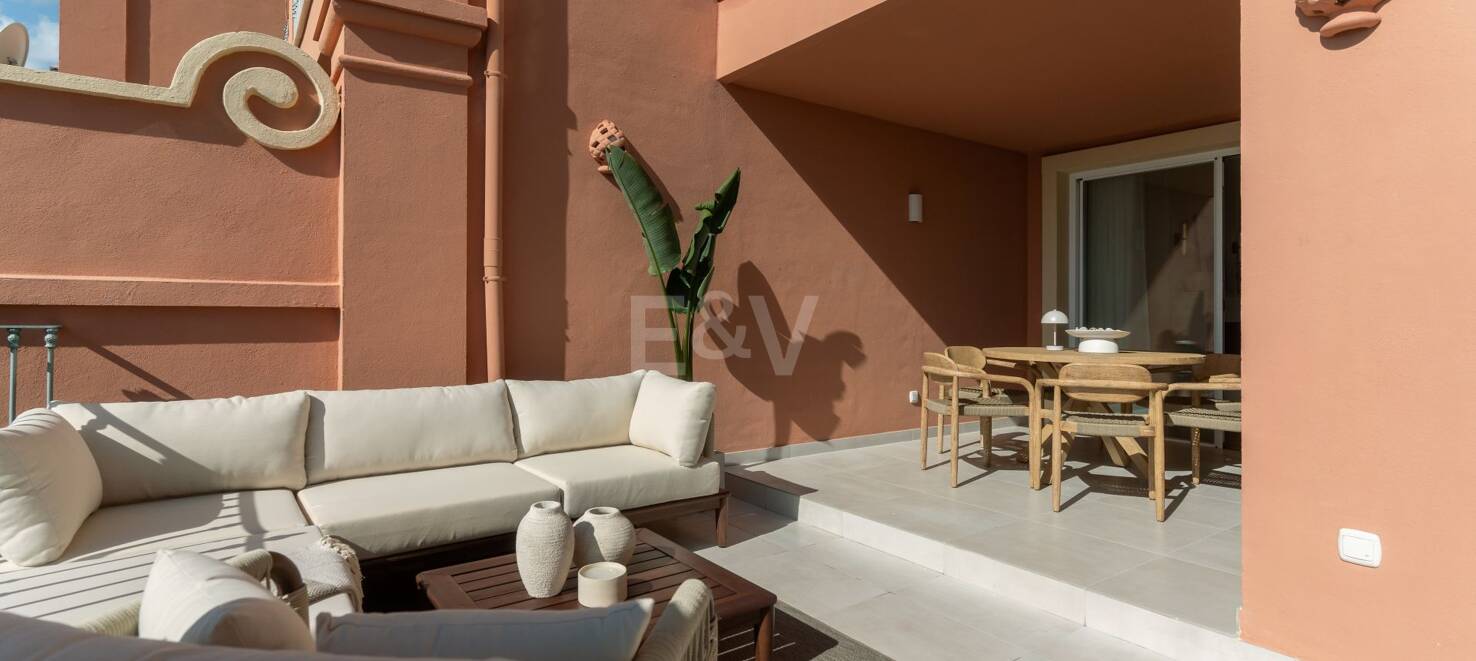 Modern skandinavisk stil 4 sovrum Duplex med havsutsikt