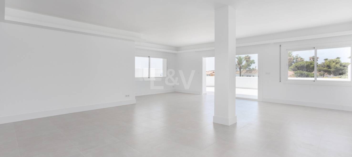 Elegant Beachfront Lägenhet i prestigefylld Guadalmina Baja