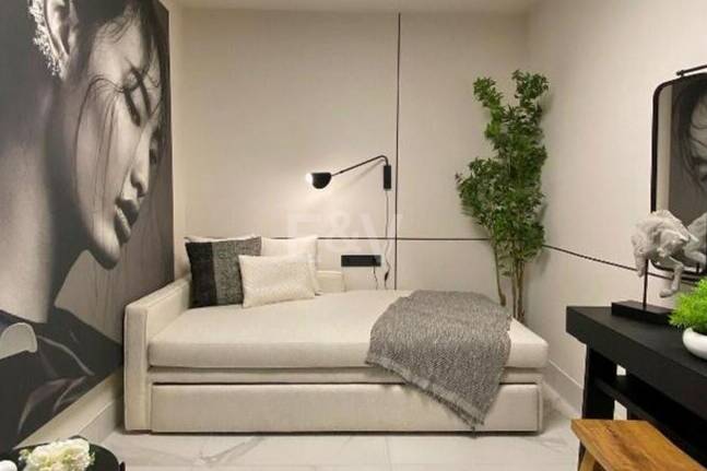 Apartamento moderno de 3 habitaciones en Playa San Pedro