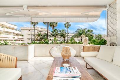 Beachfront Apartment with Stunning Sea Views in Puerto Banus