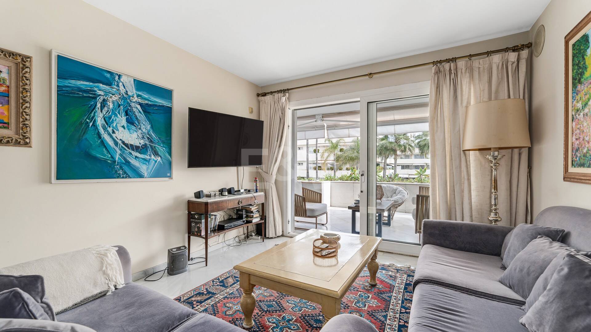 Beachfront Apartment with Stunning Sea Views in Puerto Banus