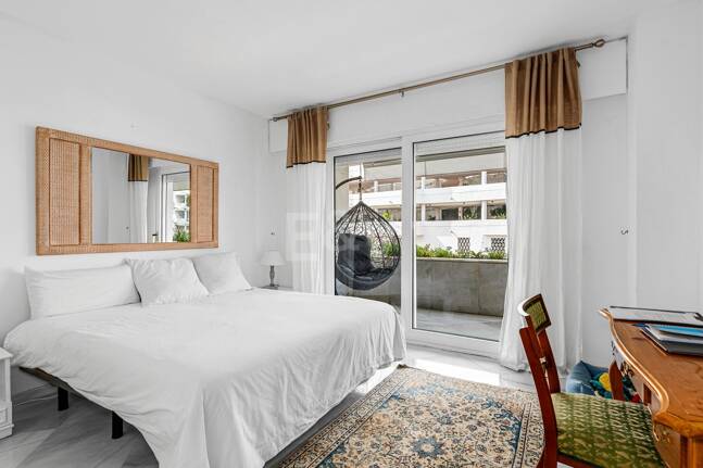 Beachfront Apartment with Stunning Sea Views in Puerto Banus