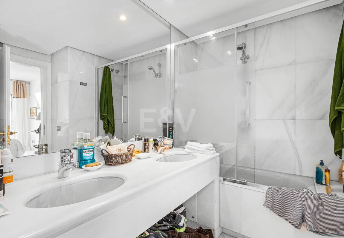 Beachfront Apartment with Stunning Sea Views in Puerto Banus