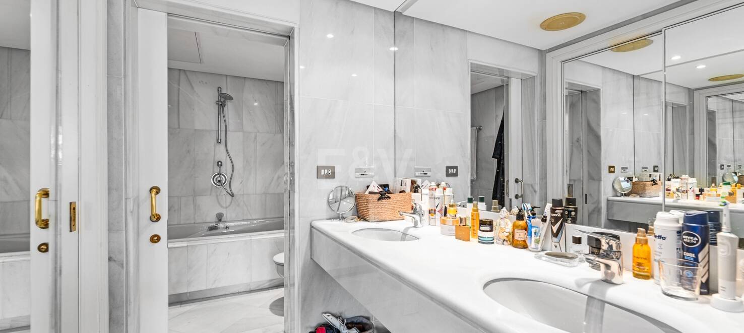 Beachfront Apartment with Stunning Sea Views in Puerto Banus