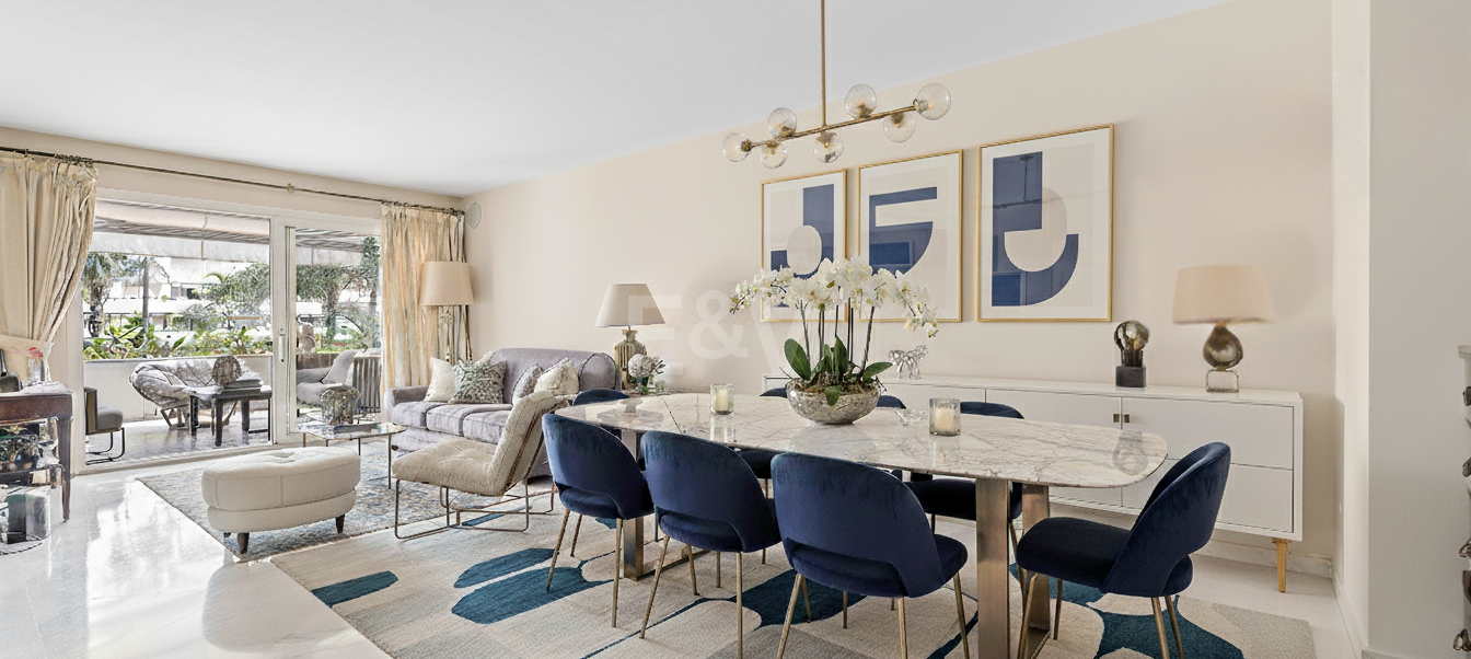 Beachfront Lägenhet med fantastisk havsutsikt i Puerto Banus