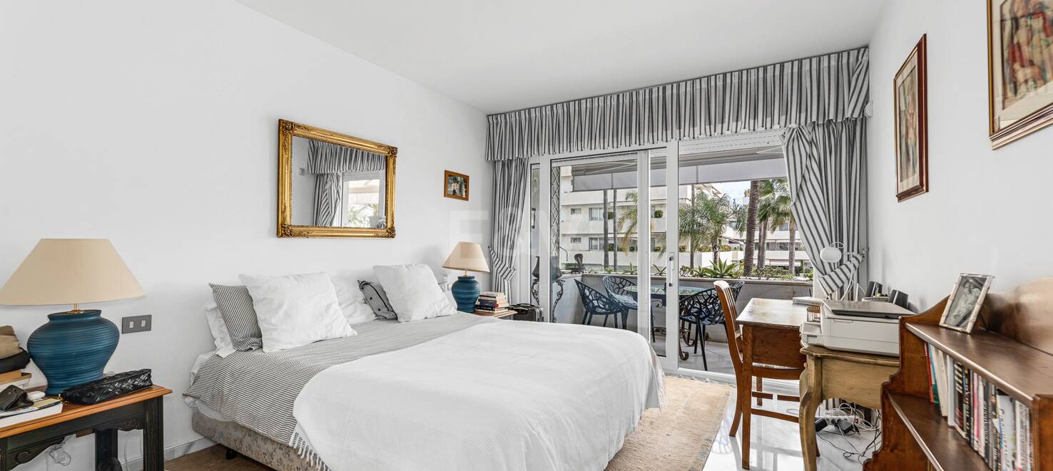 Beachfront Apartment with Stunning Sea Views in Puerto Banus