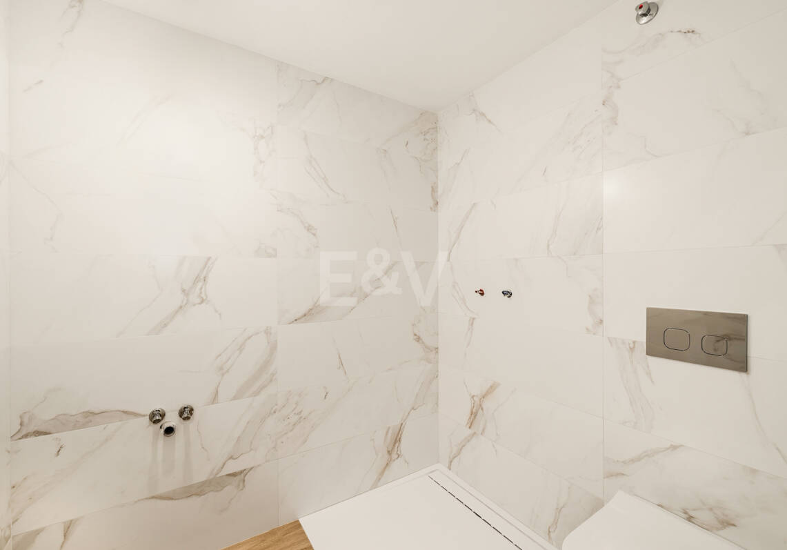 Fullt renoverat Corner Townhouse med havsutsikt i Nagüeles