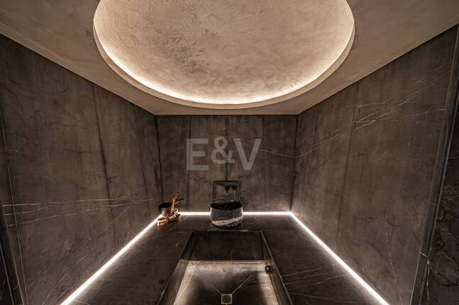 Impresionante Villa a Distancia andando de la Playa en Guadalmina