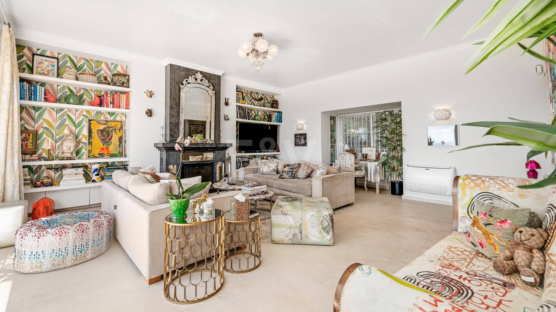 Utsökt radhus med panoramautsikt i Marbella Hill Club