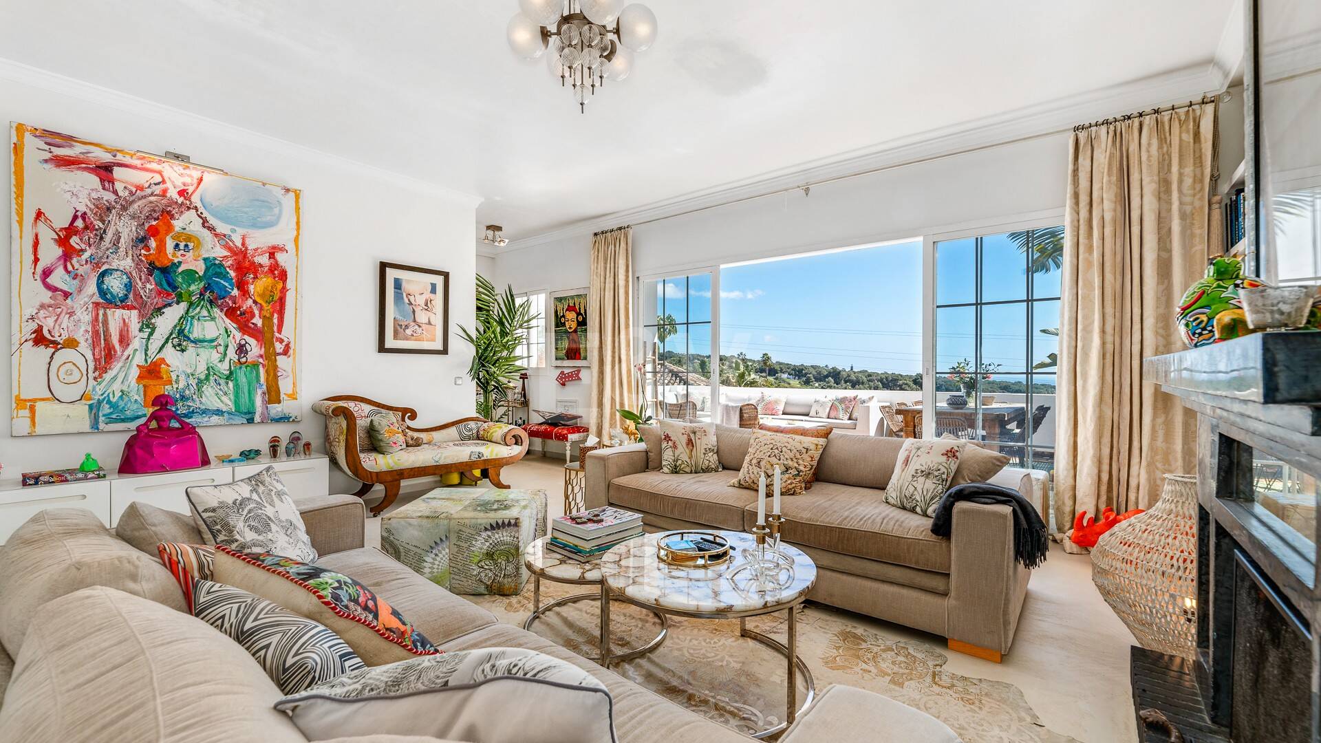 Maison de ville exquise avec vue panoramique à Marbella Hill Club