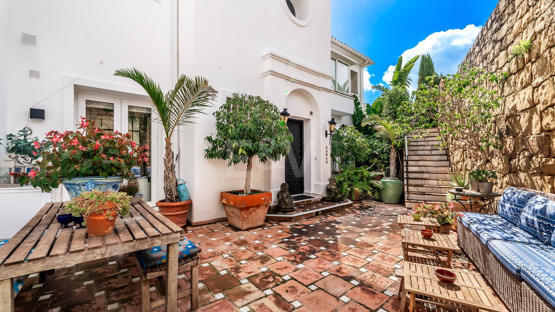 Maison de ville exquise avec vue panoramique à Marbella Hill Club