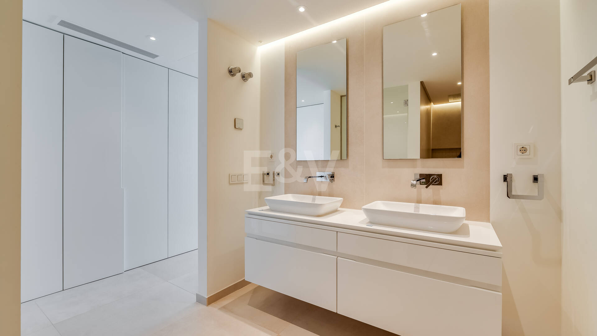Appartement à louer en Nueva Andalucia, Marbella (Toutes les zones)