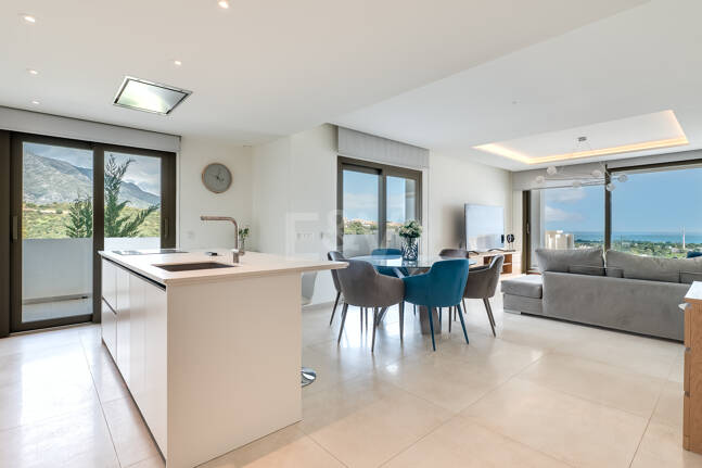 Appartement à louer en Nueva Andalucia, Marbella (Toutes les zones)