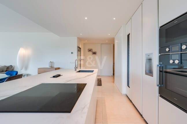 Appartement à louer en Nueva Andalucia, Marbella (Toutes les zones)