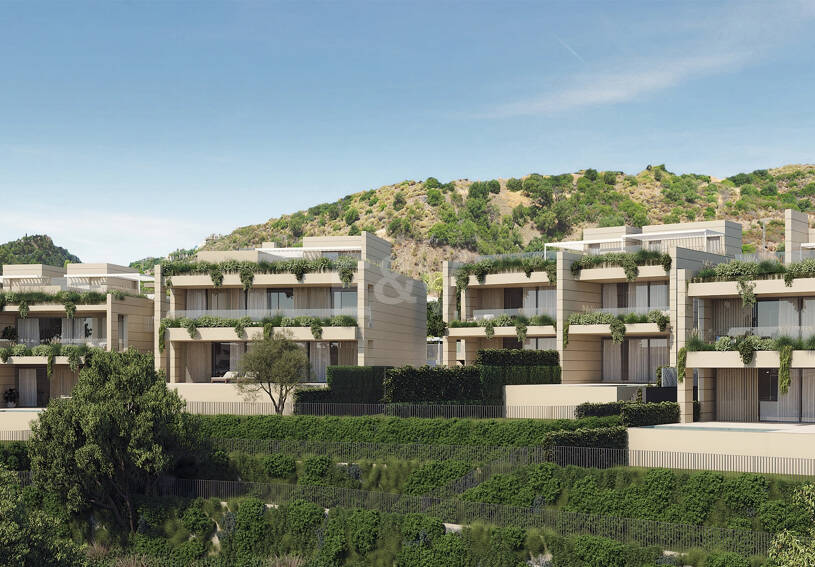 Luxury 3-Bedroom Penthouse with Private Pool and Large Terraces in Elviria