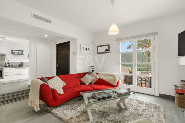 Modern Townhouse med Mountain Views & Luxury Amenities