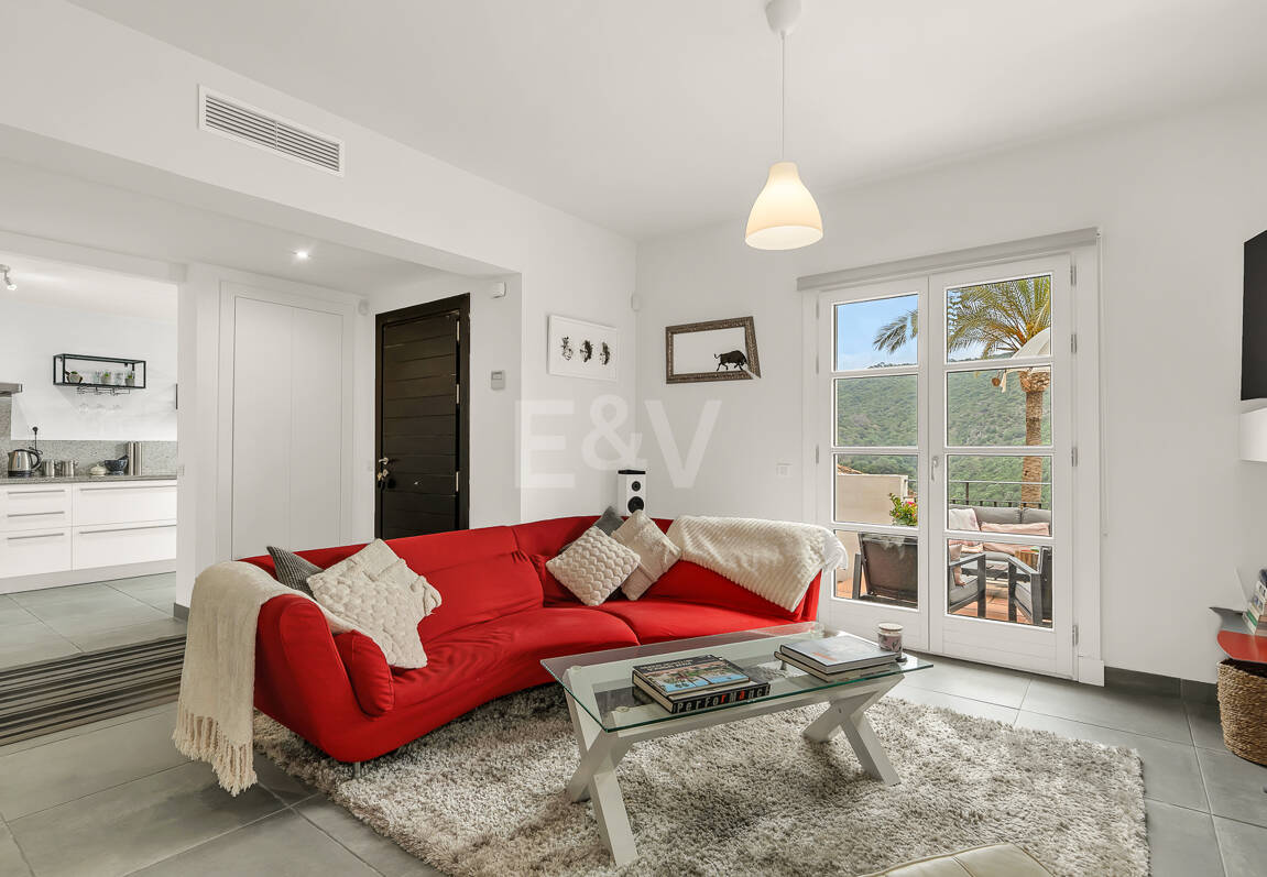 Modern Townhouse med Mountain Views & Luxury Amenities