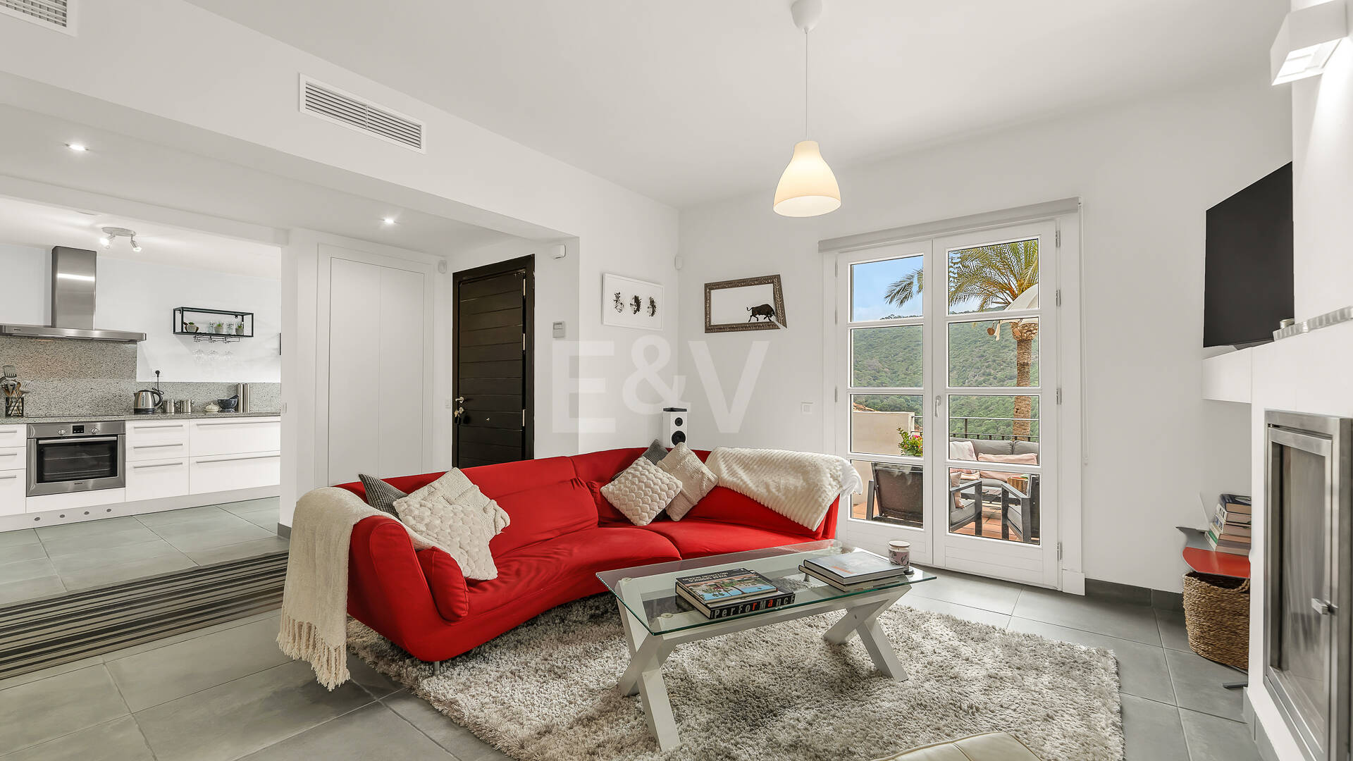 Modern Townhouse med Mountain Views & Luxury Amenities