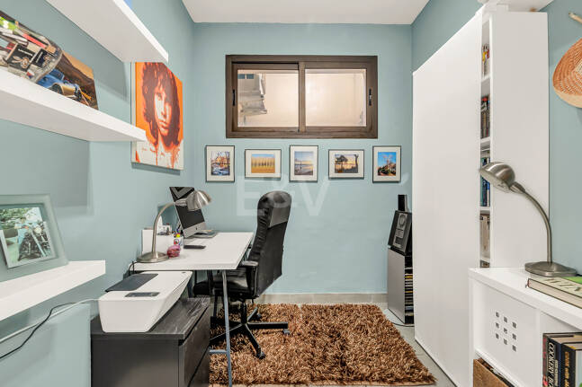 Modern Townhouse med Mountain Views & Luxury Amenities