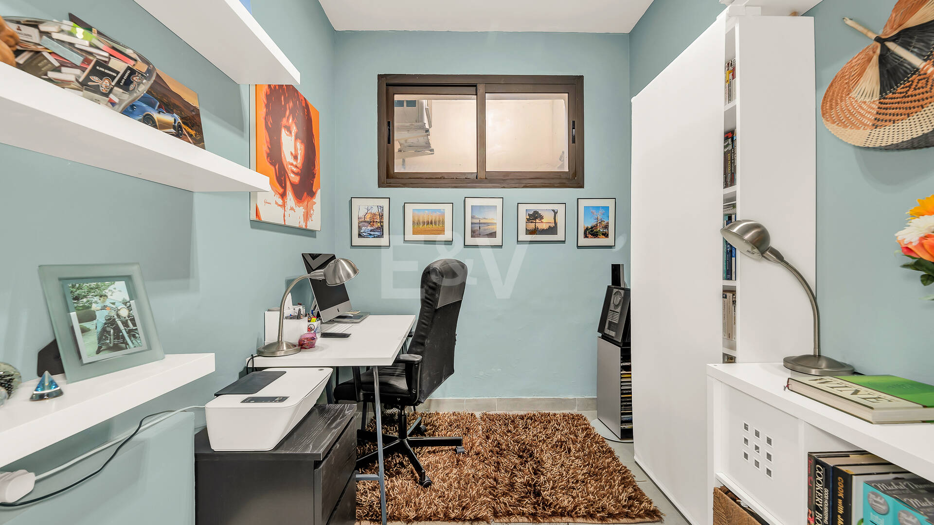 Maison moderne avec vues sur la montagne et équipements de luxe