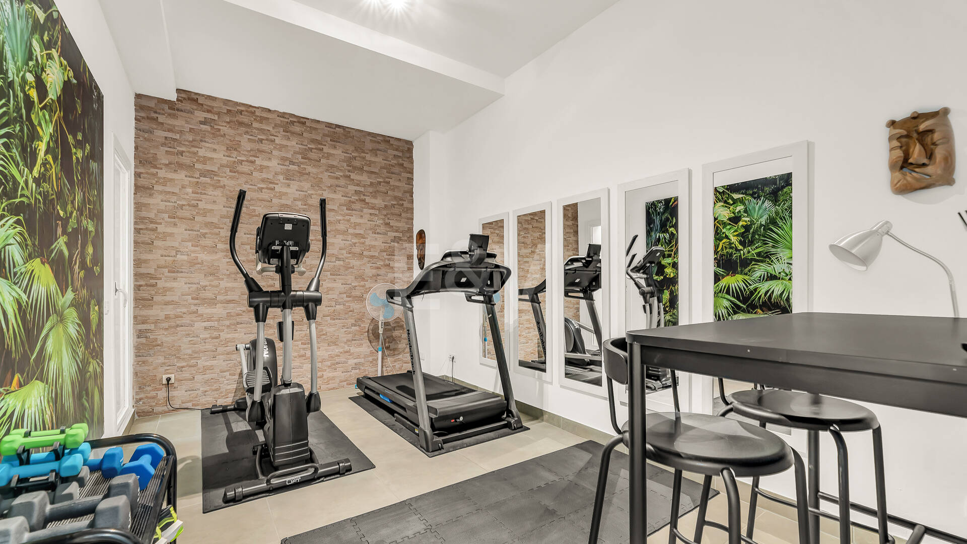 Modern Townhouse med Mountain Views & Luxury Amenities