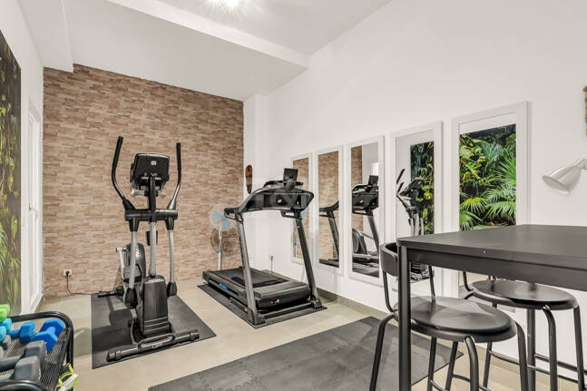 Modern Townhouse med Mountain Views & Luxury Amenities