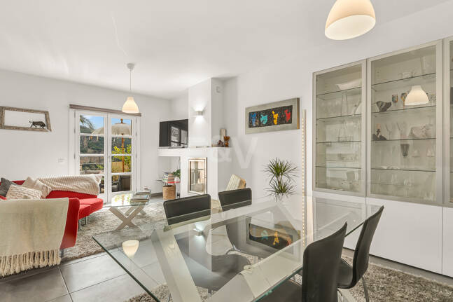 Modern Townhouse med Mountain Views & Luxury Amenities