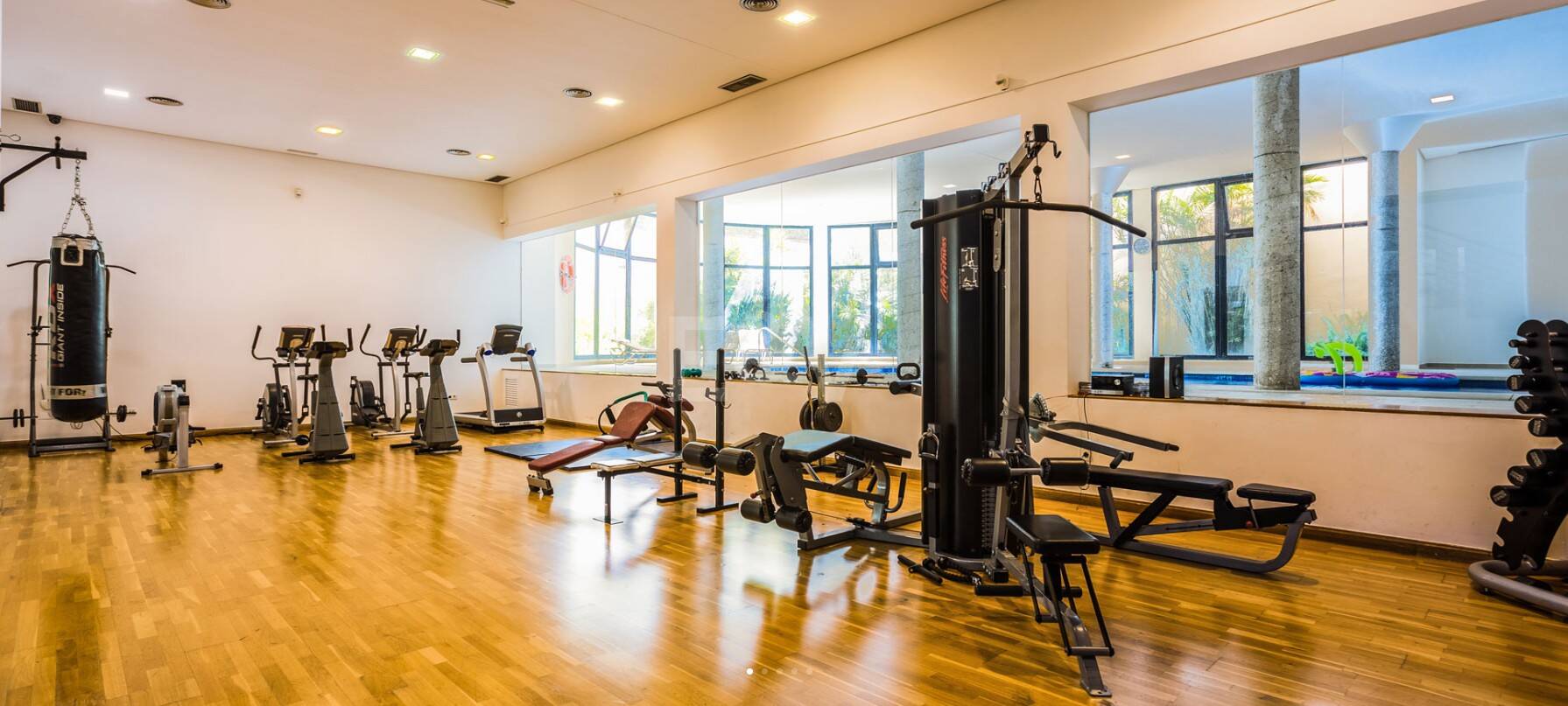 Modern Townhouse med Mountain Views & Luxury Amenities