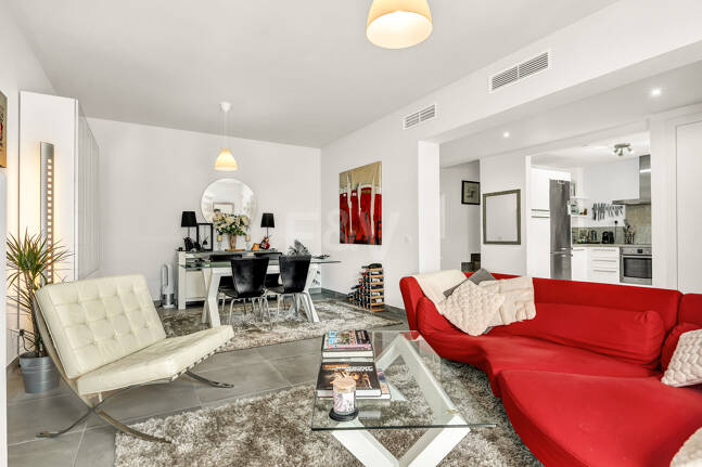 Modern Townhouse med Mountain Views & Luxury Amenities