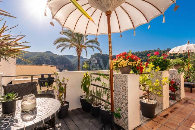 Modern Townhouse med Mountain Views & Luxury Amenities