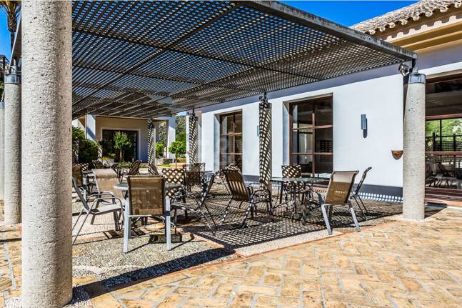 Modern Townhouse med Mountain Views & Luxury Amenities