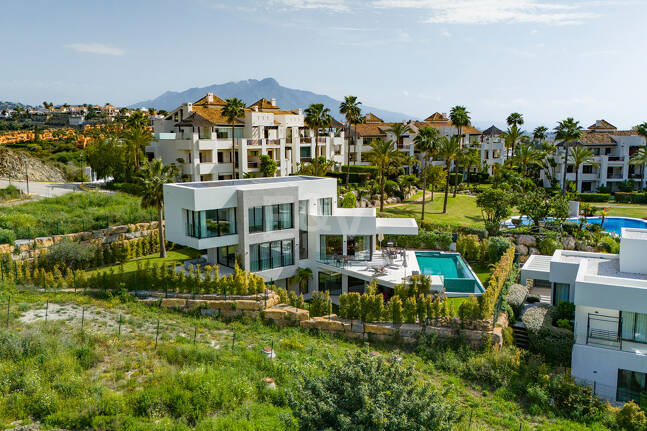 Wyjątkowa fabuła w rozwoju marki Gated Lamborghini- Branded z widokiem na oddychanie