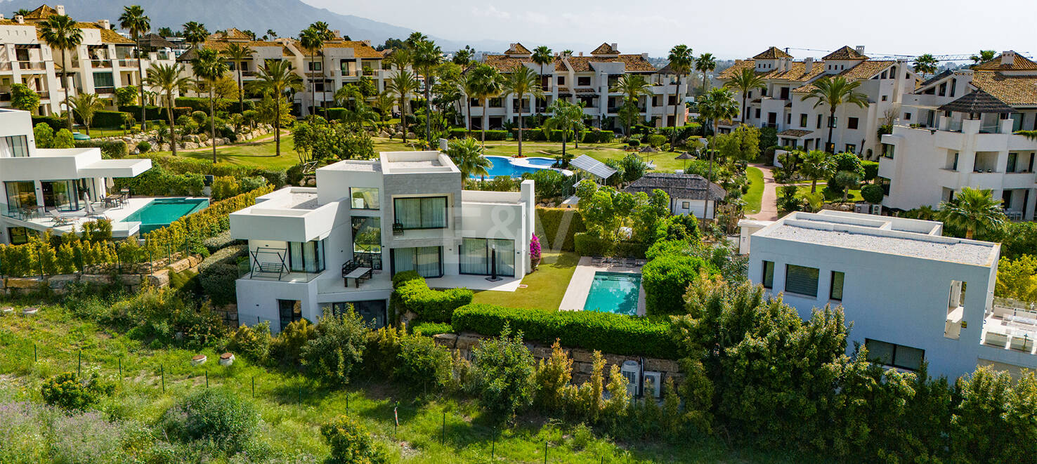 Prime Sea-View Plot in Lamborghini Signature Community