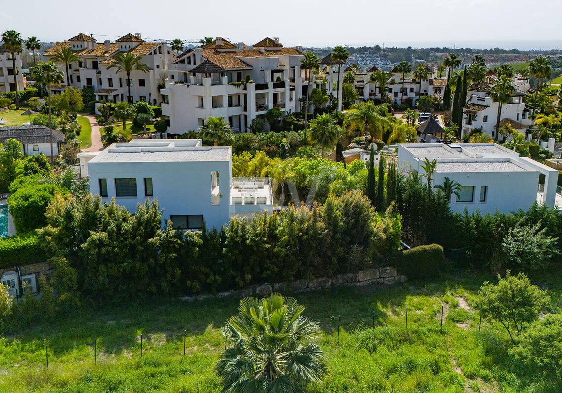 Prime Sea-View Plot i Lamborghini Signature Community
