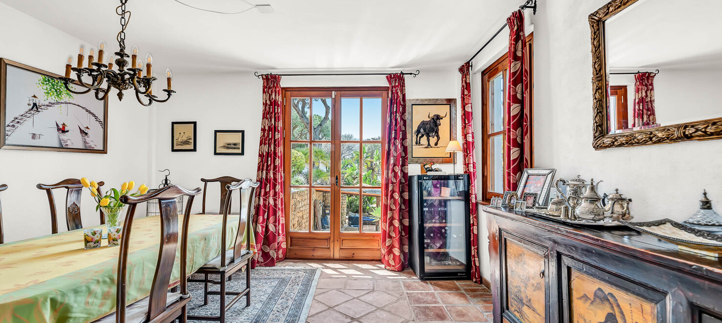 Villa à vendre en Elviria, Marbella Est
