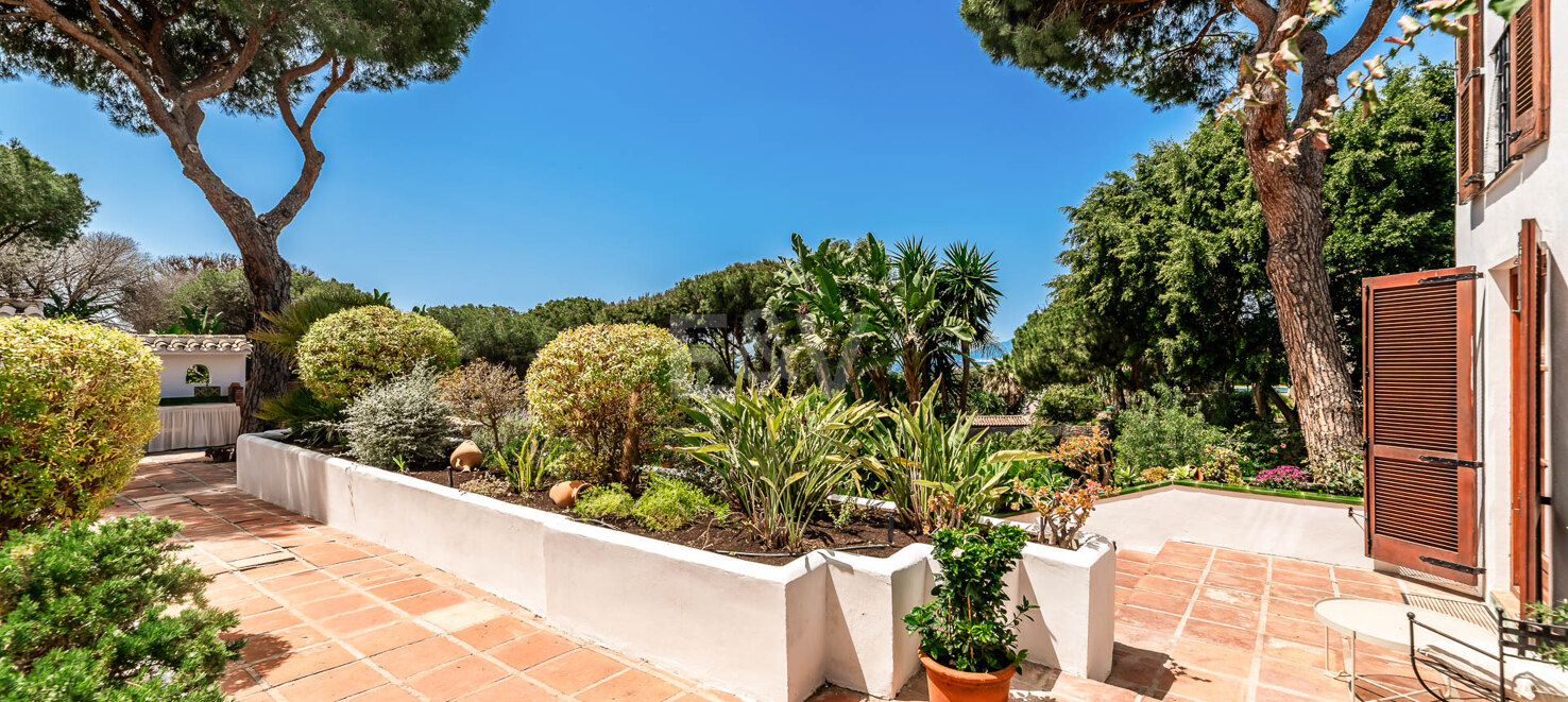 Villa à vendre en Elviria, Marbella Est