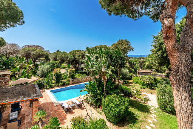 Elviria Traditional Andalucian Family Home with sea views