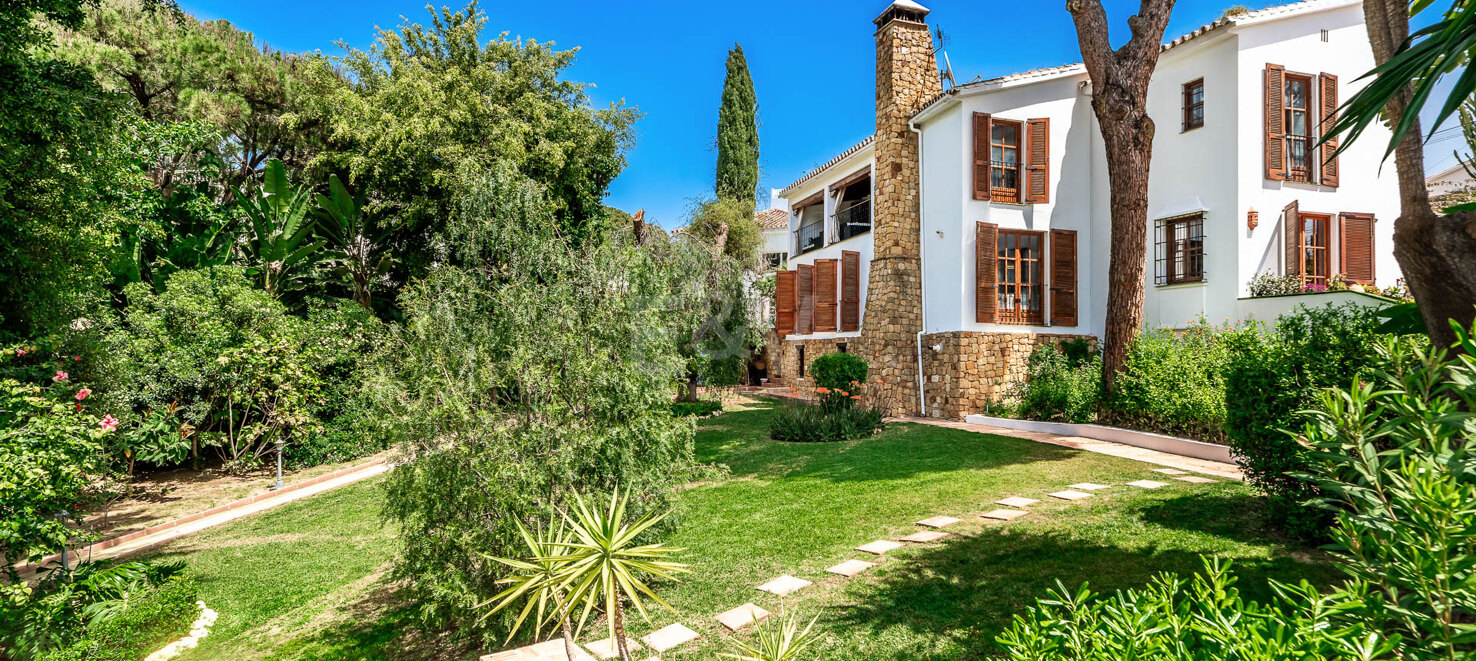 Villa à vendre en Elviria, Marbella Est