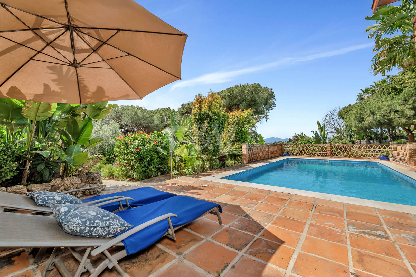 Elviria Traditional Andalucian Family Home with sea views