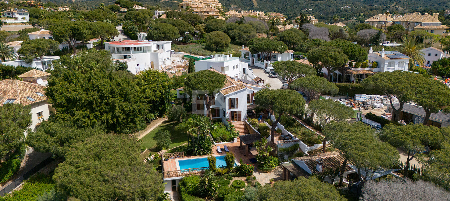 Villa à vendre en Elviria, Marbella Est