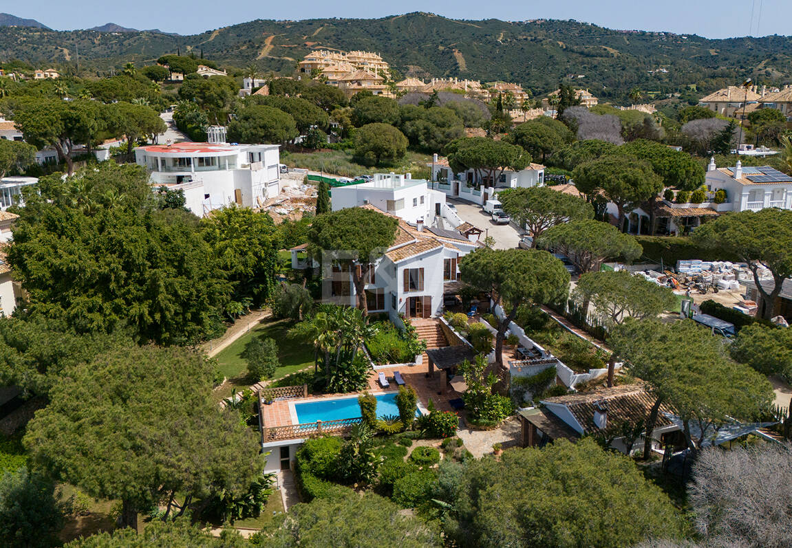 Elviria Traditional Andalucian Family Home with sea views