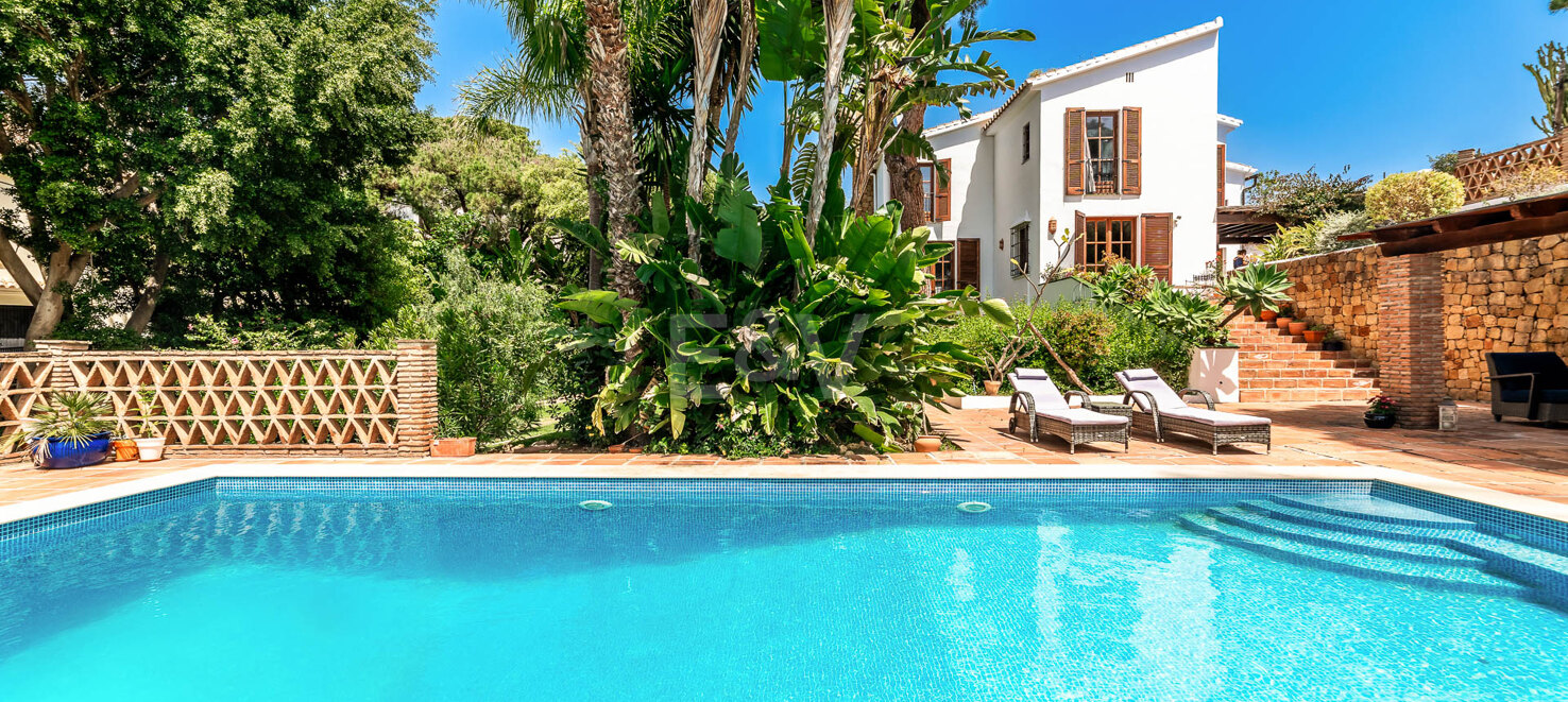 Villa à vendre en Elviria, Marbella Est