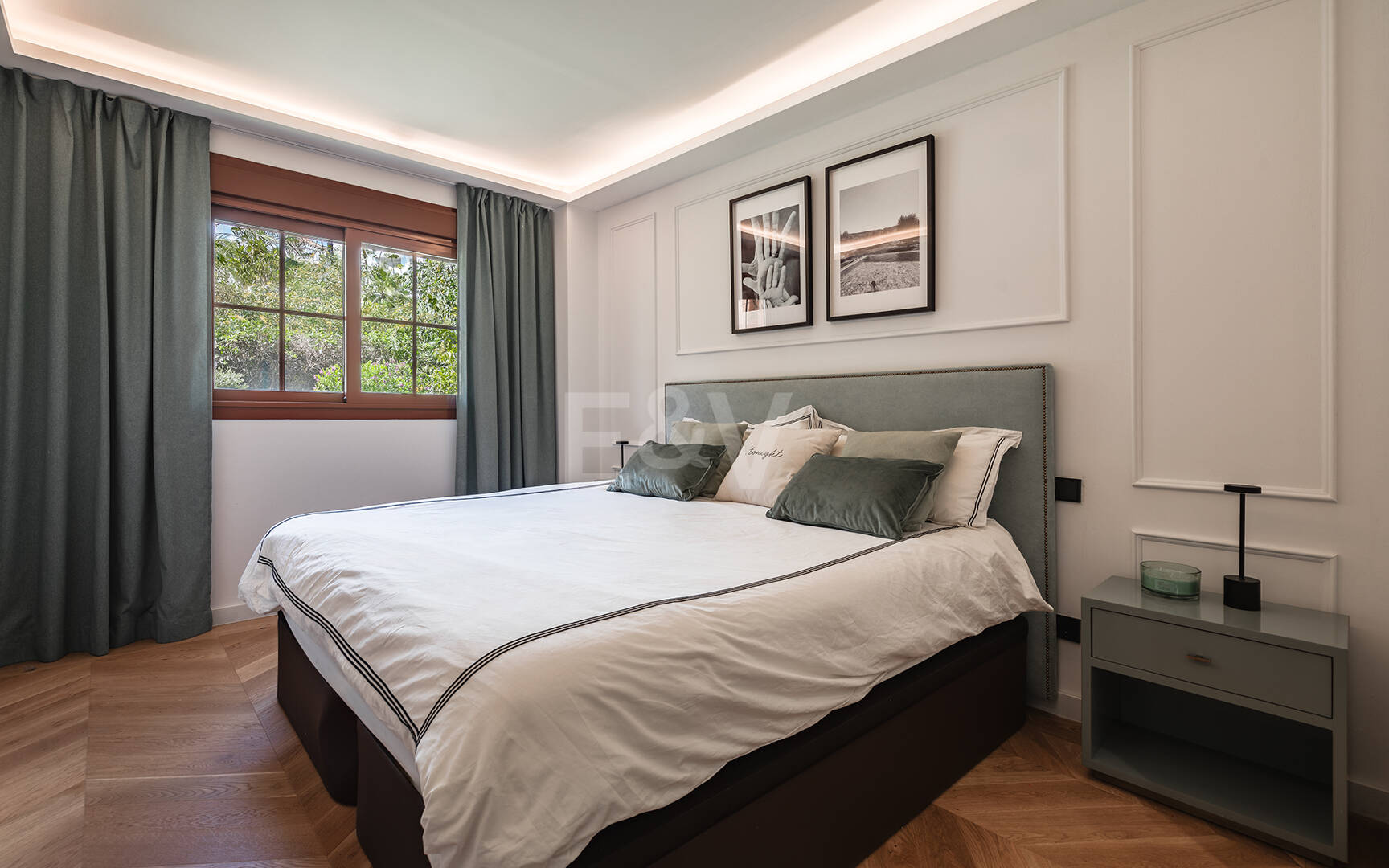 Apartamento con jardín en comunidad cerrada con servicios de estilo resort